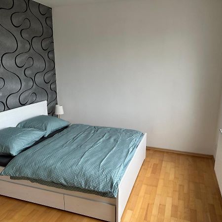 Komarov Apartments Spacilova Nearly Center מראה חיצוני תמונה