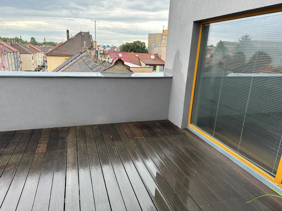 Komarov Apartments Spacilova Nearly Center מראה חיצוני תמונה